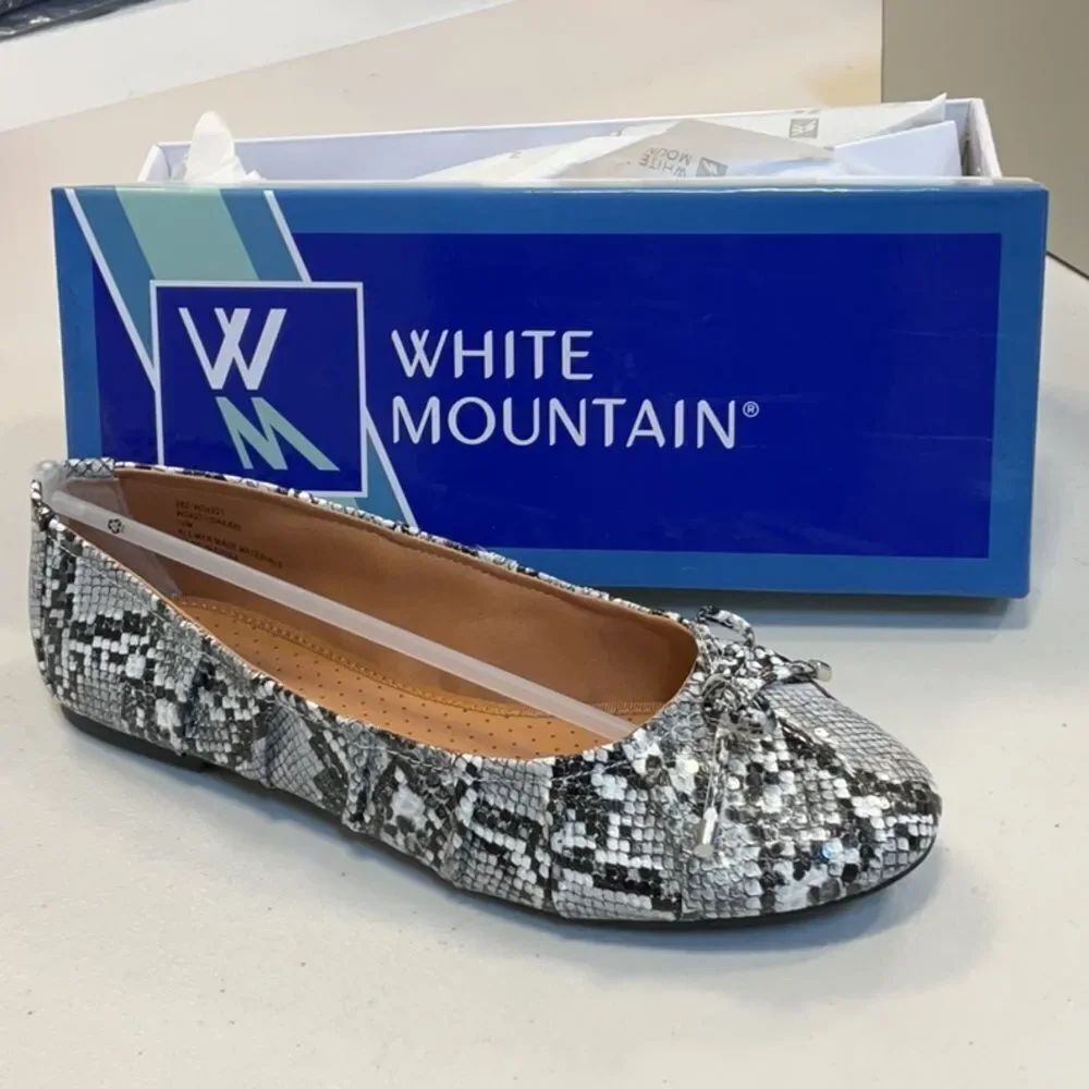 White Mountain Snakeskin Pattern Flats